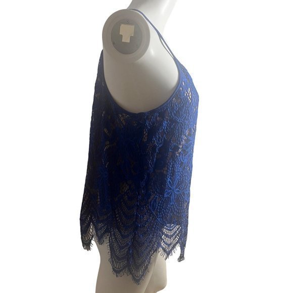 NWOT Women's Blue Lace Beige Lined‎ Top - Picture 2 of 6